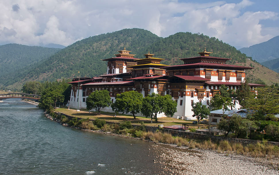 Photo: Punakha Dzong